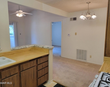 4581 Alamo Street - Photo Thumbnail 8