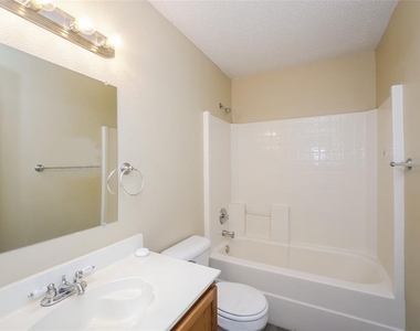 5712 Ainsdale Drive - Photo Thumbnail 13