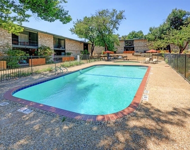 1304 Mariposa Dr  #132 - Photo Thumbnail 22