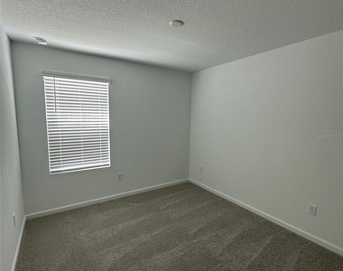 11465 Sunsail Avenue - Photo Thumbnail 7