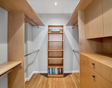 111 Jane St - Photo Thumbnail 9