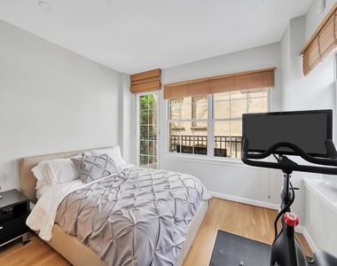 111 Jane St - Photo Thumbnail 8