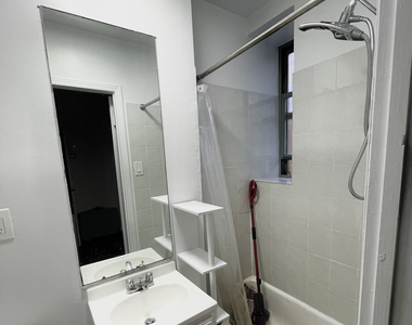 240 West 64th Street - Photo Thumbnail 6