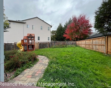 15274 Nw Moresby Court - Photo Thumbnail 18