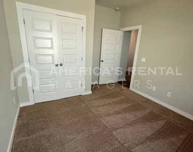 2124 Sullivan Drive - Photo Thumbnail 23