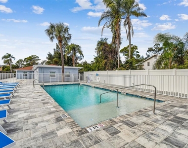 1523 Bayshore Boulevard - Photo Thumbnail 25