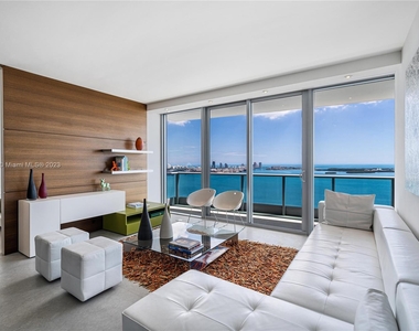 1331 Brickell Bay Dr - Photo Thumbnail 4