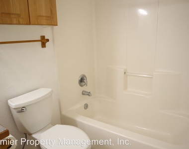 7218 Ne 65th Pl - Photo Thumbnail 20