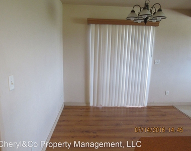 1103 Domelby Court - Photo Thumbnail 5