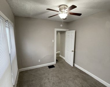 1632 Orange Street - Photo Thumbnail 15