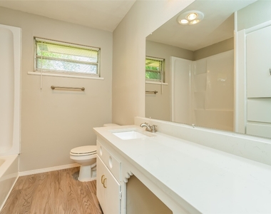 9712 Mahler Place - Photo Thumbnail 9