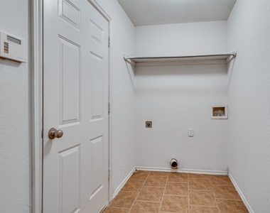 1008 Gale Avenue - Photo Thumbnail 28