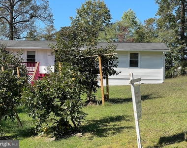 17722 Leonard St - Photo Thumbnail 0