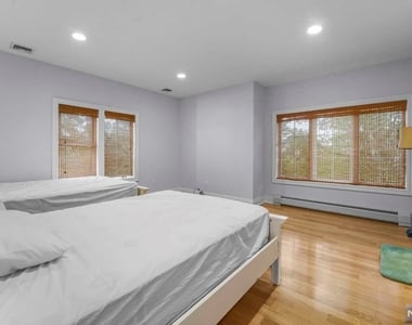 1 Euclid Road - Photo Thumbnail 30