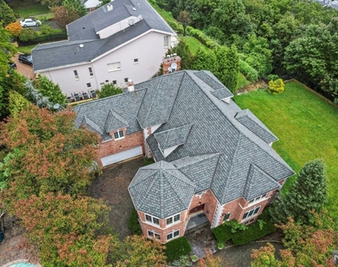 1 Euclid Road - Photo Thumbnail 45