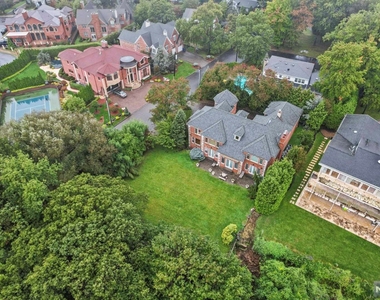 1 Euclid Road - Photo Thumbnail 47