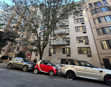 191 East 76th Street - Photo Thumbnail 14