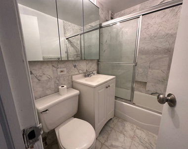 191 East 76th Street - Photo Thumbnail 8