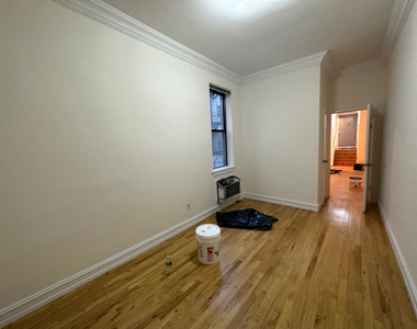 191 East 76th Street - Photo Thumbnail 3