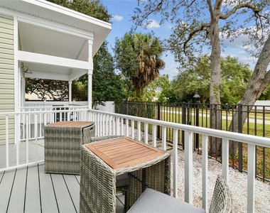 1523 Bayshore Boulevard - Photo Thumbnail 13