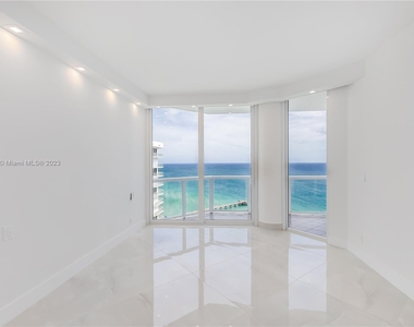 16425 Collins Ave - Photo Thumbnail 20