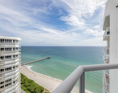 16425 Collins Ave - Photo Thumbnail 30