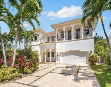 7701 Miami View Dr - Photo Thumbnail 0