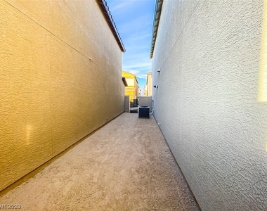 7301 Halo Falls Street - Photo Thumbnail 13