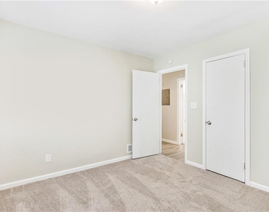 1581 Hollyhock Terrace - Photo Thumbnail 22