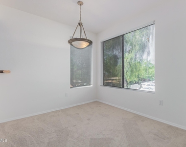 4925 E Desert Cove Avenue - Photo Thumbnail 9