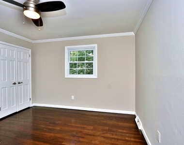 24 Runnymede Ct - Photo Thumbnail 16