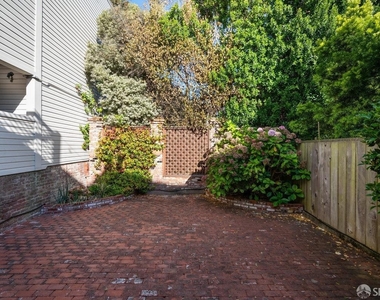 232 Presidio Avenue - Photo Thumbnail 34