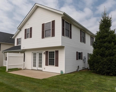 1331 S Stella Drive - Photo Thumbnail 6
