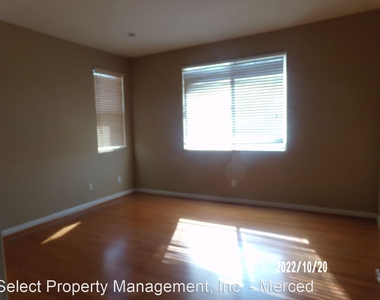 580 Beckman Way - Photo Thumbnail 2