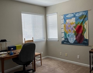 3274 Sentinel Dr - Photo Thumbnail 11