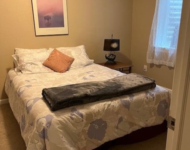 3274 Sentinel Dr - Photo Thumbnail 9