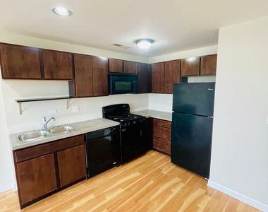 6401-6423 N Rockwell - Photo Thumbnail 5
