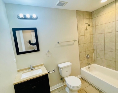 6401-6423 N Rockwell - Photo Thumbnail 13