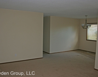 2080 Sw 139 Th Ave - Photo Thumbnail 2