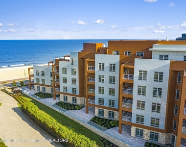 345 Ocean Boulevard - Photo Thumbnail 0