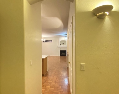 1414 E Whitten Place - Photo Thumbnail 25