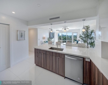 2500 E Las Olas Blvd - Photo Thumbnail 1