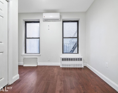 14 First Avenue - Photo Thumbnail 6