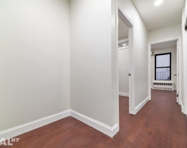 14 First Avenue - Photo Thumbnail 3
