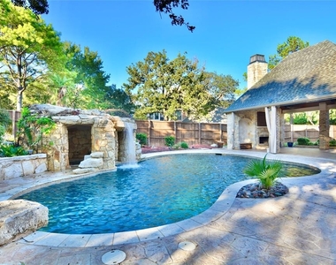 504 Lavaca Trail - Photo Thumbnail 0