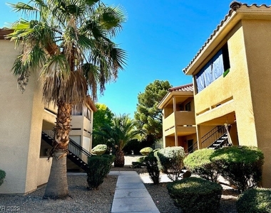 3135 S Mojave Road - Photo Thumbnail 17