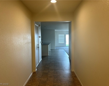 290 Appalachian Lane - Photo Thumbnail 10