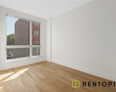 209 North 11th Street - Photo Thumbnail 6