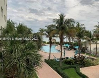 3901 S Ocean Dr - Photo Thumbnail 1