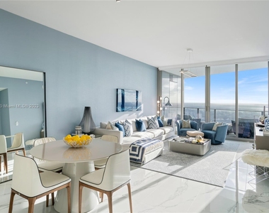 15701 Collins Ave - Photo Thumbnail 12